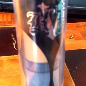 Kat Van d foundation color medium neutral